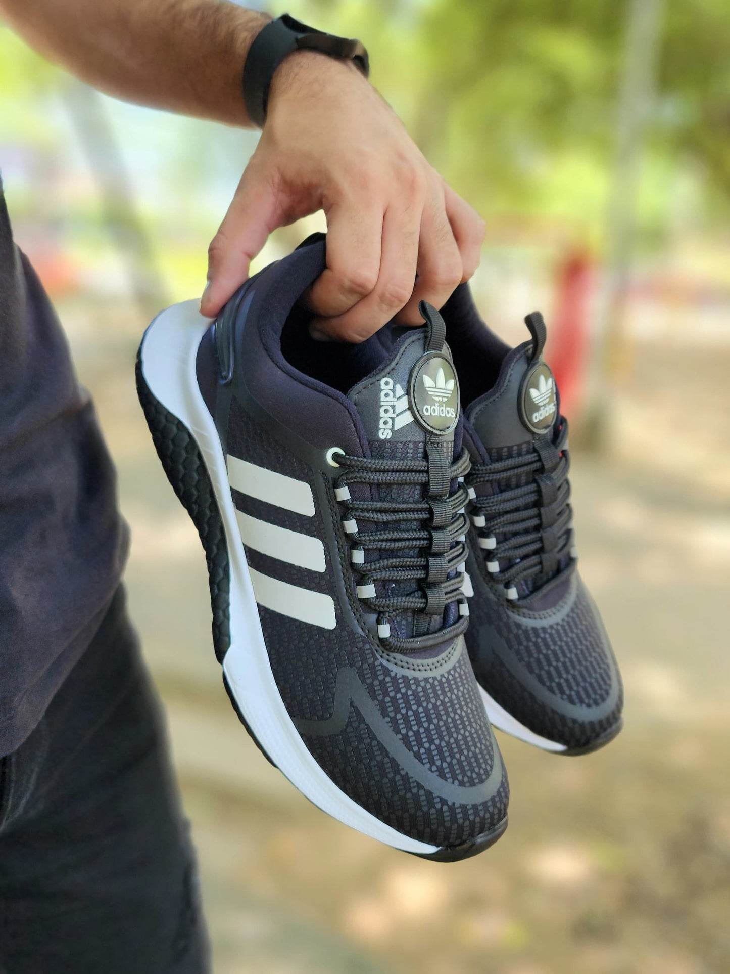 AL DEPORTIVO ULTRALIVIANO + Regalo 3 pares de Medias