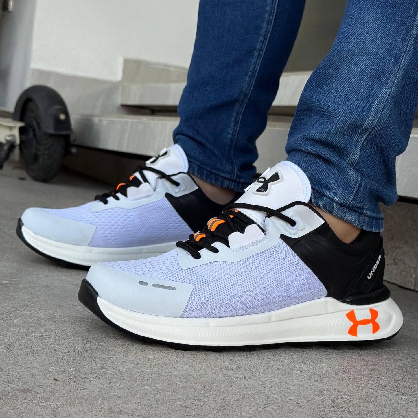 UNDR HOVR ULTRALIVIANO
